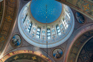 Uspenski Katedrali iç mimarisi, Helsinki - Finlandiya.