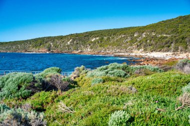 Batı Avustralya 'daki Kanal Kayalıkları kıyısı.