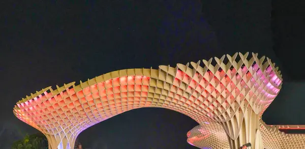 Der Metropol Sonnenschirm Sevilla Zeitgenössische Symmetrische Struktur Bei Nacht — Stockfoto