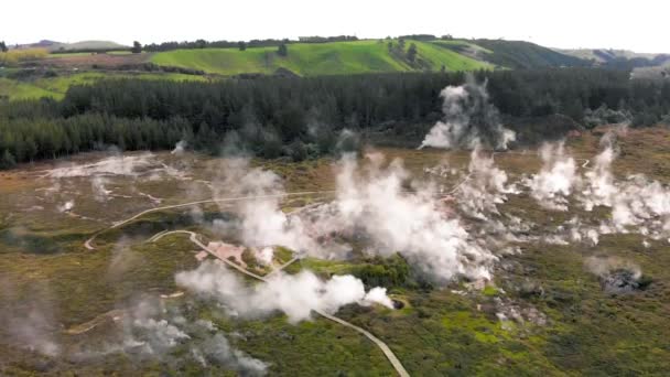 Vista Aérea Los Cráteres Rotorua Los Géiseres Luna Nueva Zelanda — Vídeo de stock