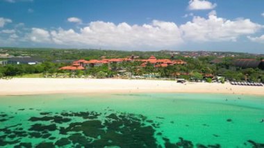 Bali, Endonezya 'daki Nusa Dua Sahili' nin havadan görünüşü
