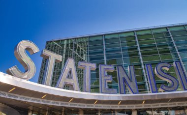 New York 'ta Staten Island feribot girişi.