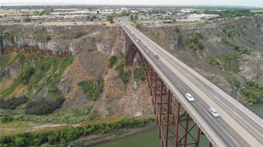 Jerome, Idaho 'daki Perrine Memorial Köprüsü hava görüntüsü.