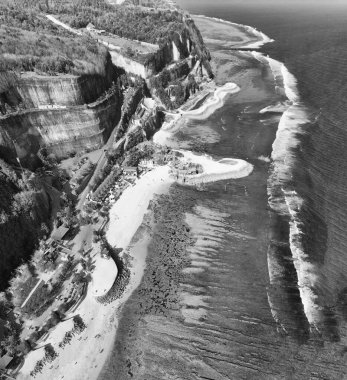 Bali - Melasti Ungasan Sahili ve Batık. Hava görünümü
