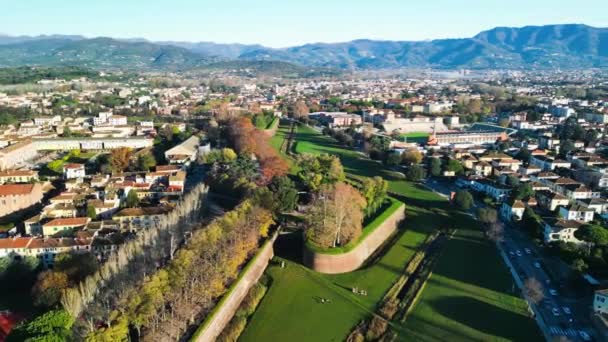 Luftaufnahme Von Lucca Der Toskana Einem Schönen Herbsttag — Stockvideo