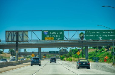 Los Angeles, CA - 1 Ağustos 2017: San Francisco 'ya yol trafiği.