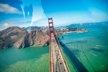 San Francisco Golden Gate köprü havadan görünümü.