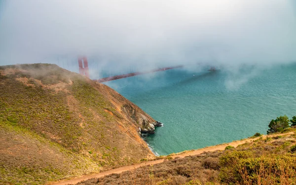 Мост Золотые Ворота Туманный День Сан Франциско — стоковое фото