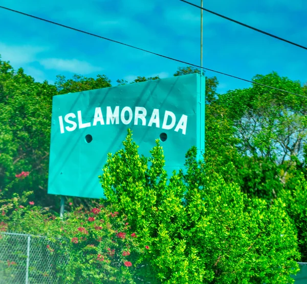 Islamorada Znak Drogowy Wzdłuż Autostrady Zamorskiej Floryda — Zdjęcie stockowe