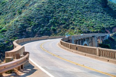 Kaliforniya, Big Sur 'un güzel kıyı şeridi. Bixby köprüsü.