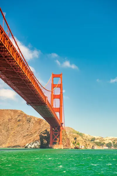 San Francisco, Golden Gate Köprüsü Bir yolcu gemisinden.