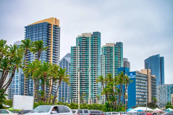 San Diego ufuk çizgisi kıyı boyunca, California.