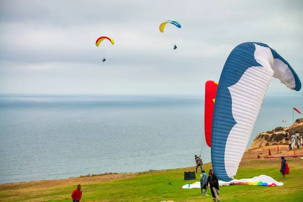 San Diego July 2017 Paragliders Float Jolla Shores Black Beach — Stock Photo, Image