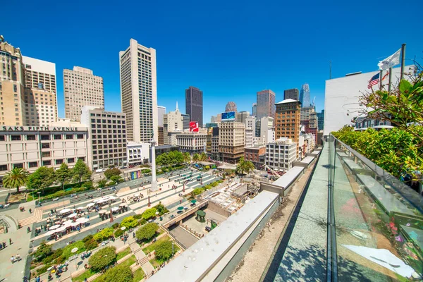 San Francisco Agosto 2017 Union Square Edifícios Dia Ensolarado — Fotografia de Stock