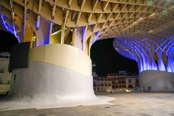 Metropol Parasol Sevilla Estructura Simétrica Contemporánea Por Noche — Foto de Stock
