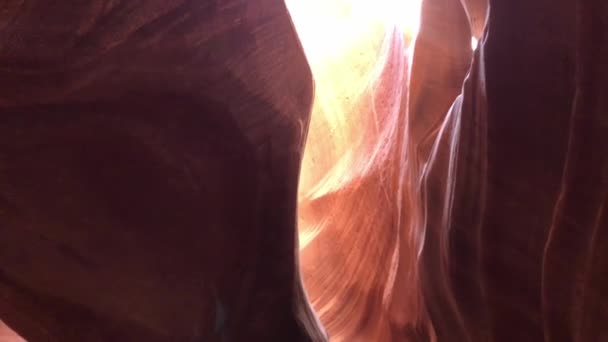 美国亚利桑那州Antelope峡谷橙色槽峡谷墙的摘要 — 图库视频影像