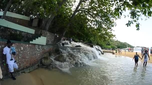 Ocho Rios Jamaica March 2012 Dunns River Falls Cloudy Morning — Stock Video