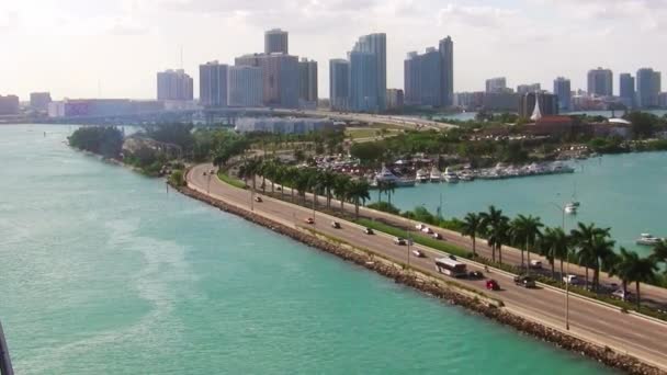 Macarthur Causeway Sunny Day Aerial View Miami Beach — Stock Video