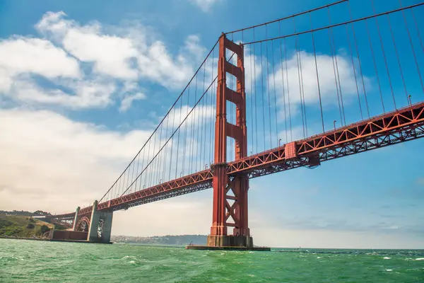 San Francisco Golden Gate Bridge Från Ett Kryssningsfartyg — Stockfoto