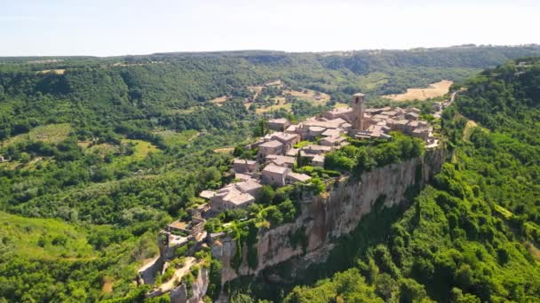 Panoramic Aerial View Civita Bagnoregio Flying Drone Medieval City Italy — Stock Video