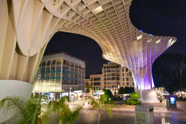 Metropol Parasol Sevilla Struktur Simetris Kontemporer Malam Hari — Stok Foto