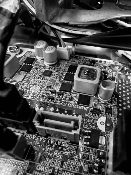 Primer Plano Placa Circuito Con Microchips Otras Partes Del Ordenador — Foto de Stock