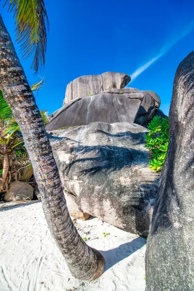 Erstaunliche Landschaft Der Insel Digue Archipel Der Seychellen lizenzfreie Stockbilder