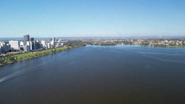 Perth Cityscape ve Swan River 'ın hava manzarası, Avustralya.