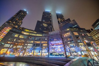 New York City - 2 Aralık 2018: Columbus Circle gökdelenleri, Midtown Manhattan.