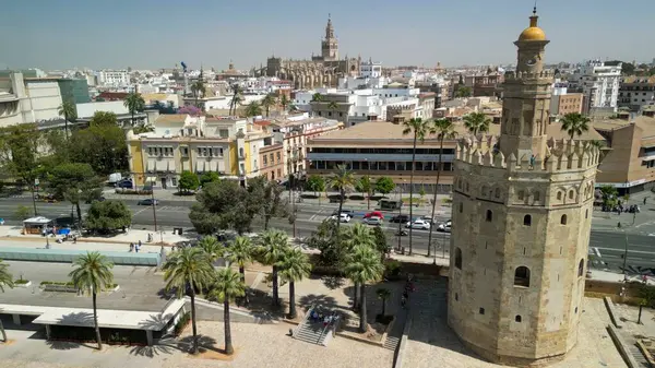 Ilmakuva Sevillasta Andalusia Etelä Espanja tekijänoikeusvapaita kuvapankkikuvia