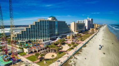 Daytona, Florida - Güzel Daytona Sahili 'nin panoramik hava manzarası.