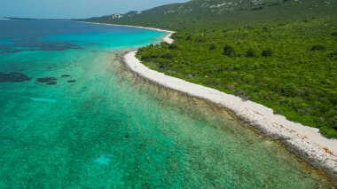 Hırvatistan 'ın Zadar kentindeki Sahil Sakarun hava manzarası.