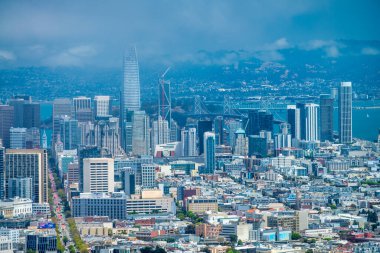 İkiz Tepeler 'den San Francisco silueti.