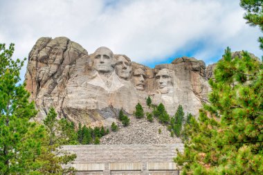 Mount Rushmore National Memorial, South Dakota. View on a sunny summer day. clipart