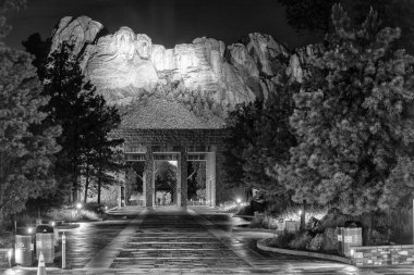 Keystone 'daki Rushmore Dağı Ulusal Anıtı' nın girişi, SD.