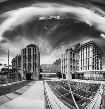 Sentosa Adası 'ndaki Imbiah İstasyonu boyunca panoramik tatil beldeleri.