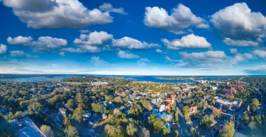Gün batımında St. Augustine 'in panoramik hava manzarası, Florida.