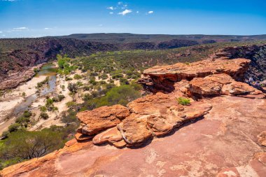 Batı Avustralya 'daki Kalbarri Ulusal Parkı' nda Murchison Nehri ve Canyon hava manzarası.
