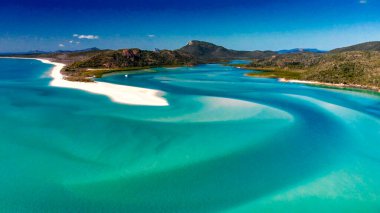 Whitehaven Sahili hava manzaralı. İHA bakış açısıyla panorama. WhitSunday Adaları, Avustralya.