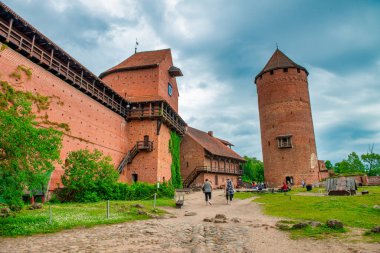 Sigulda, Letonya - 13 Temmuz 2017: Turaida Şatosu.