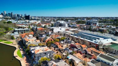Perth, Avustralya 'daki Claise Brook ve Mardalup Park' ın havadan görüntüsü