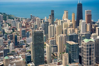 Chicago 'nun gökyüzü manzarası. Gökdelenler ve şehir simgeleri, Illinois