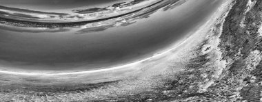 Hutt Gölünün çarpıcı renkleri ve çevreleyen manzaraları, nefes kesici bir hava perspektifi..