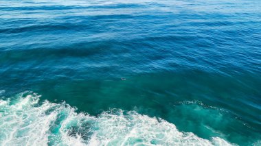 Bahar mevsimi boyunca Batı Avustralya 'daki Kalbarri Sahili ve Kasaba' nın hava manzarası.