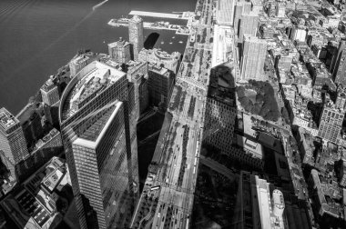 Manhattan ufuk çizgisinin havadan görünüşü, NYC