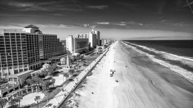 Daytona, Florida - Güzel Daytona Sahili 'nin panoramik hava manzarası.
