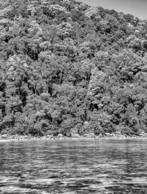 Surin Ulusal Parkı 'nın kristal berrak suları, Tayland' da bir tropik cennet..