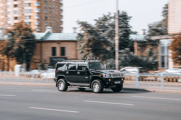 Ukraine Kyiv Jule 2021 Black Hummer Car Moving Street Editorial — Stock Photo, Image