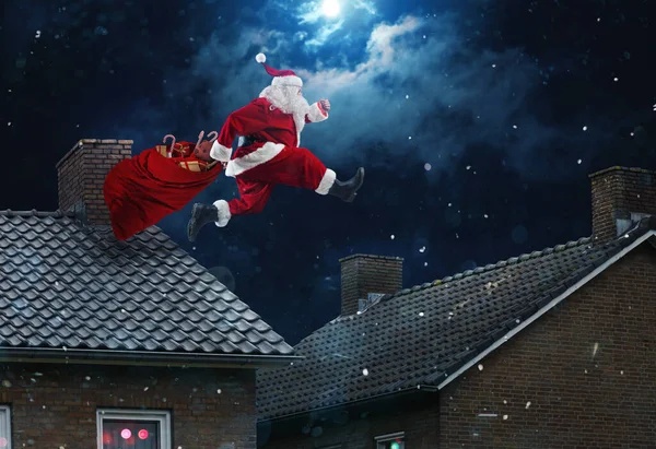 Święty Mikołaj Gotowy Dostarczyć Prezenty Boże Narodzenie — Zdjęcie stockowe