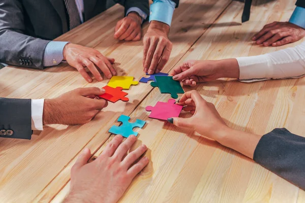 Business People Connect Pieces Puzzle Teamwork — Stock Photo, Image